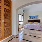 Hipoclub Villas, Aguamarina 4 别墅 *